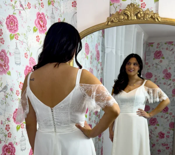 Haut en dentelle Ghjulia – Image 3